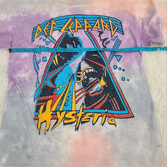 NWT Def Leppard NWT Pink Tie Dye Hysteria Graphic Band Tee Small - Picture 7 of 10